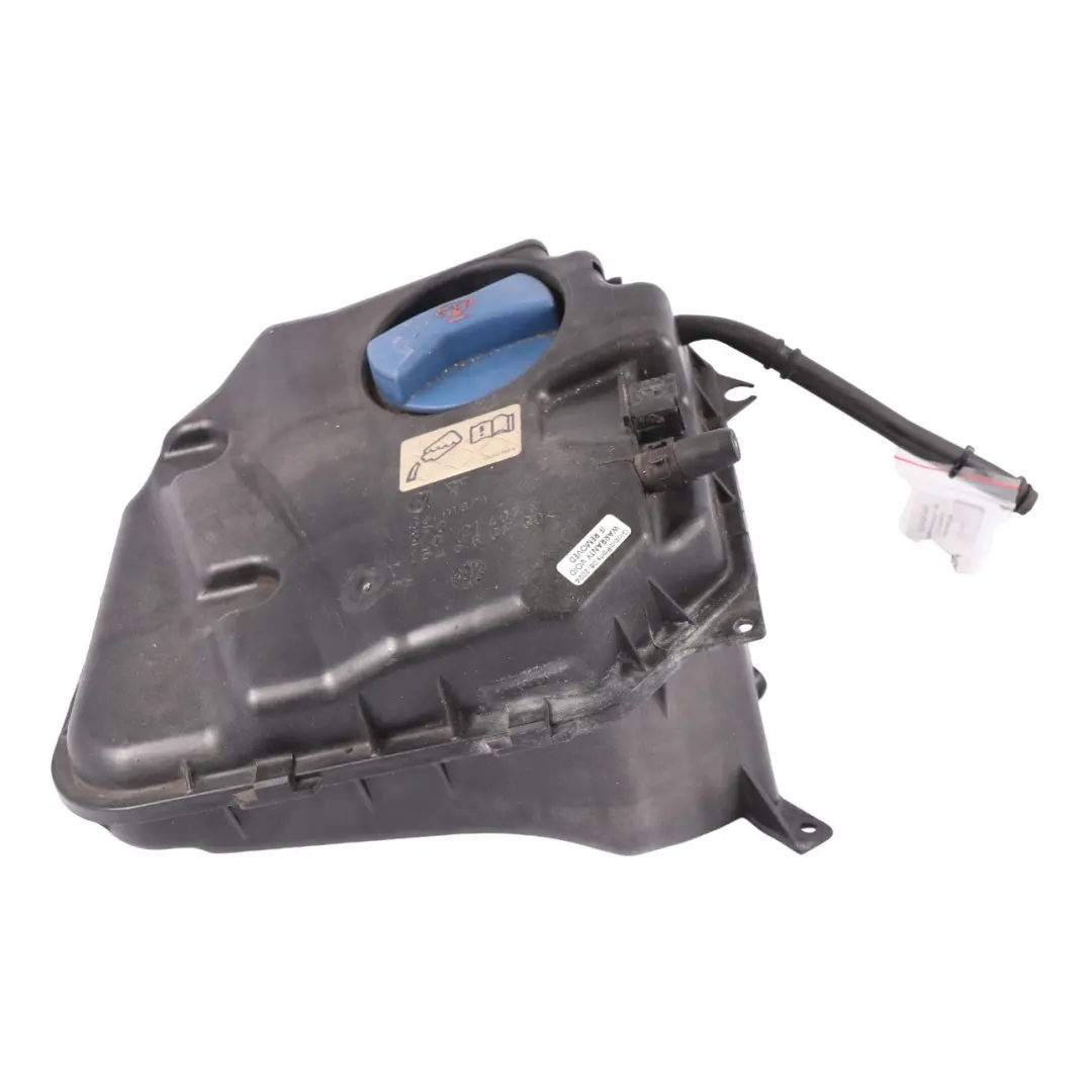Serbatoio espansione liquido raffreddamento per Volkswagen Touareg 2.5 TDI con numero di parte 7L0121407 Volkswagen Touareg 2.5 TDI Serbatoio espansione liquido raffreddamento - SKU 7L0121407 - Numero di parte 7L0121407