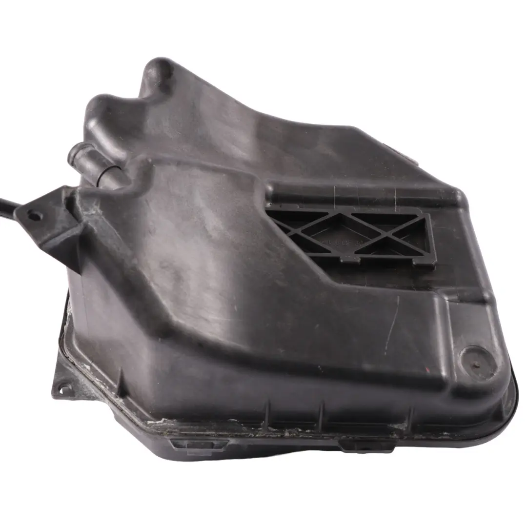 Expansion Kühlmittel Tank Bootle Reservoir für Volkswagen Touareg 2.5 TDI mit Teilenummer 7L0121407 Volkswagen Touareg 2.5 TDI Expansion Kühlmittel Tank Bootle Reservoir - SKU 7L0121407 - Teilenummer 7L0121407