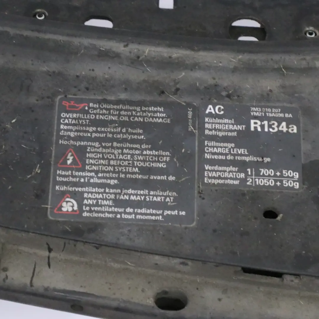 VW Touareg 7L Pannello anteriore Cowling Radiatore Supporto Staffa - SKU 7L0805594R - Numero di parte 7L0805594R