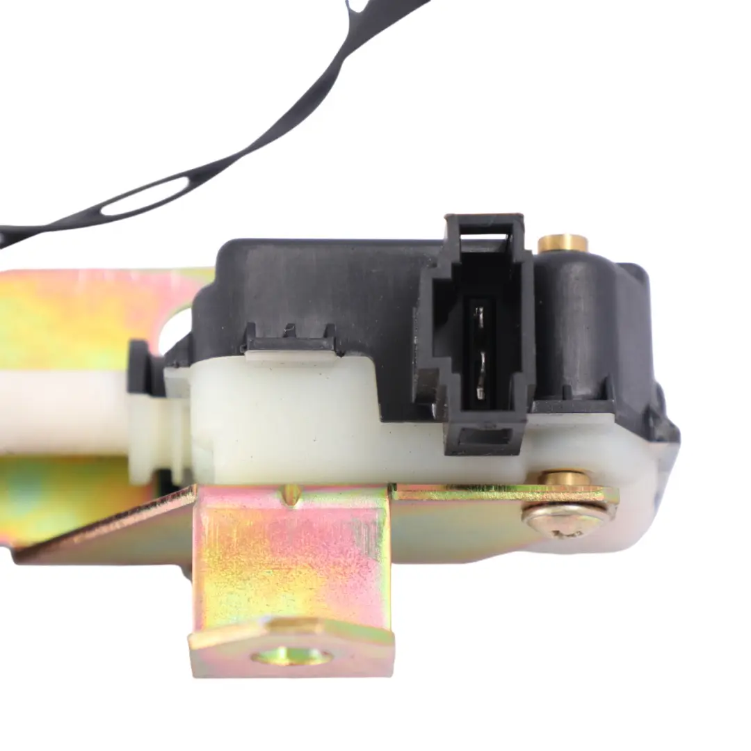 Coffre hayon Fenêtre verrouillée Loquet pour VW Volkswagen Touareg à propos du numéro de pièce 7L0827506 VW Volkswagen Touareg Coffre hayon Fenêtre verrouillée Loquet - SKU 7L0827506 - Numéro de pièce 7L0827506