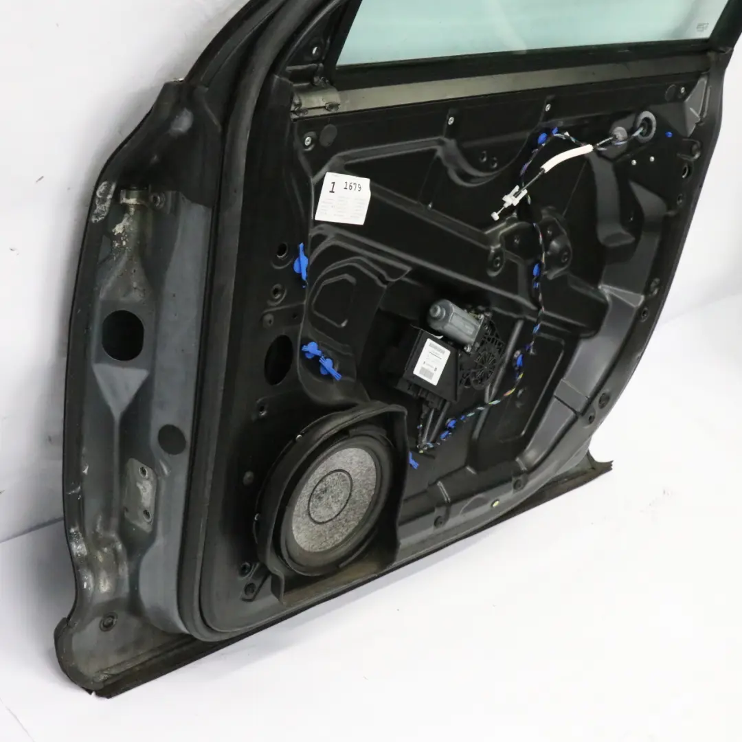 VW Volkswagen Touareg Drzwi Przednie Prawy Przód Szare - D7Z - SKU 7L0831056L-SAL - Numer Części 7L0831056L-SAL