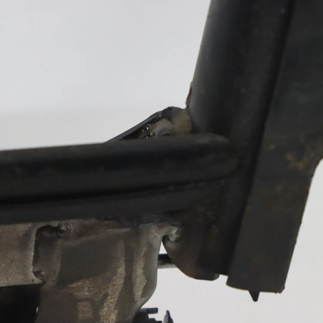 7L Podnośnik Szyby Rama Drzwi Lewy Przód do VW Touran o numerze 7L0837353E VW Touran 7L Podnośnik Szyby Rama Drzwi Lewy Przód - SKU 7L0837353E - Numer Części 7L0837353E