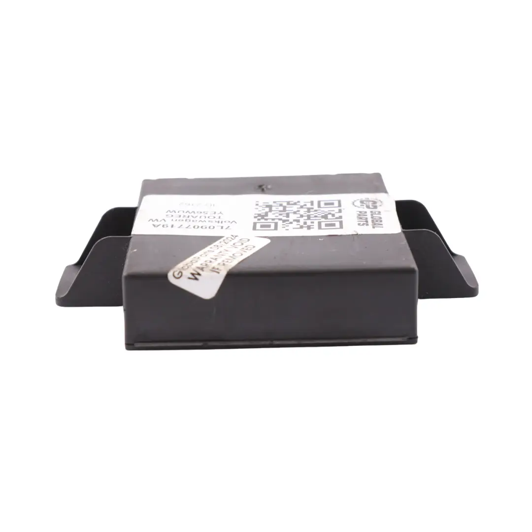Volkswagen Touareg Anti Theft Alarm System Control Module Unit ECU - SKU 7L0907719A - Part number 7L0907719A