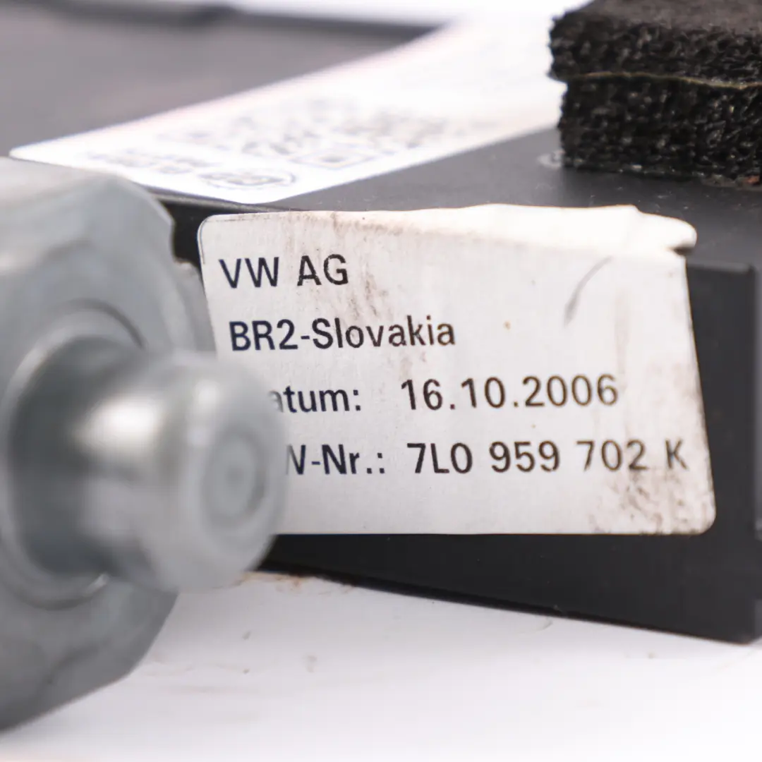 Volkswagen Touareg 7L Moteur de lève-vitre de porte avant gauche - SKU 7L0959702K - Numéro de pièce 7L0959702K