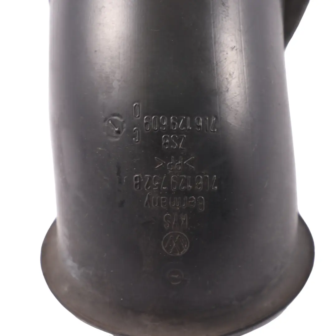 Przewód Rura Dolotowa Powietrza Diesel do Volkswagen VW Touareg o numerze 7L6129609 Volkswagen VW Touareg Przewód Rura Dolotowa Powietrza Diesel - SKU 7L6129609 - Numer Części 7L6129609