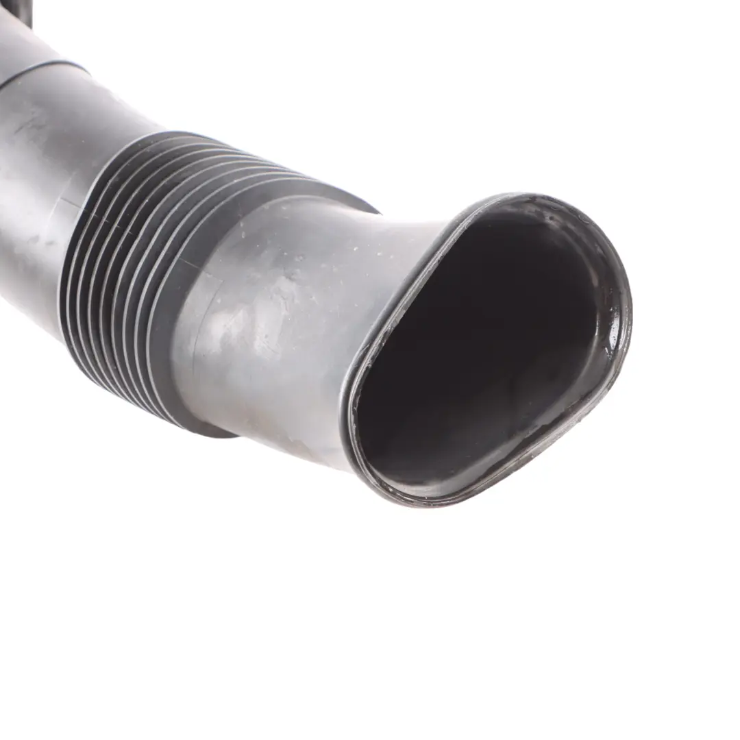 BTR Air Box Intake Pipe Right O/S Suction Hose to Audi Q7 4L 4.2 TDI with Part number 7L6129752C Audi Q7 4L 4.2 TDI BTR Air Box Intake Pipe Right O/S Suction Hose - SKU 7L6129752C - Part number 7L6129752C