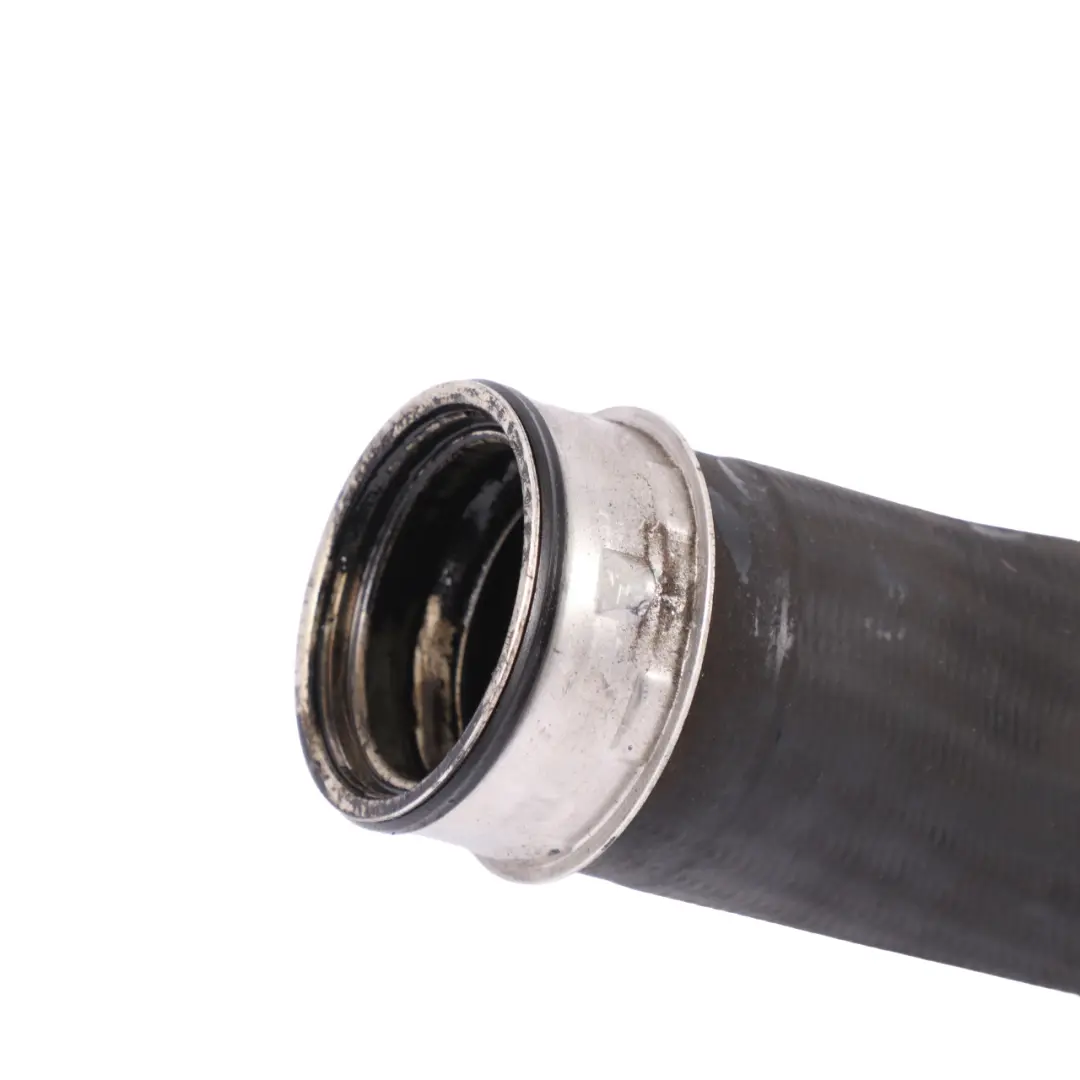 Tubo flexible turbo intercooler para VW Volkswagen Touareg 2.5 TDI Turbo con número de pieza 7L6145790E VW Volkswagen Touareg 2.5 TDI Turbo Tubo flexible turbo intercooler - SKU 7L6145790E - Número de pieza 7L6145790E
