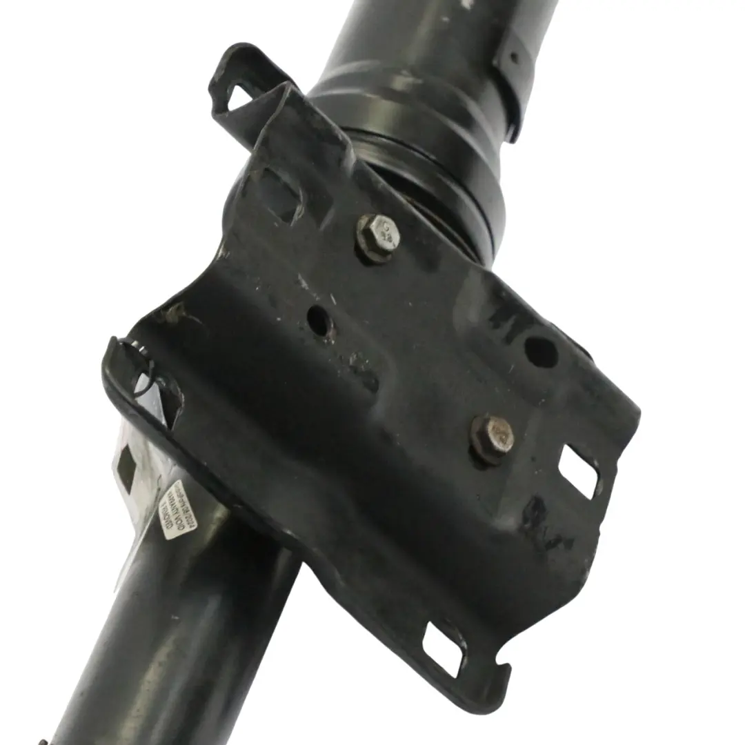 Arbre transmission arrière 1185mm pour VW Volkswagen Touareg 2.5 TDI AWD à propos du numéro de pièce 7L6521102H VW Volkswagen Touareg 2.5 TDI AWD Arbre transmission arrière 1185mm - SKU 7L6521102H - Numéro de pièce 7L6521102H