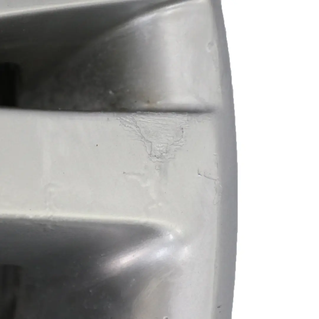 VW Volkswagen Touareg 7L Srebrna felga aluminiowa 18" ET:57 8J - SKU 7L6601025L-2 - Numer Części 7L6601025L