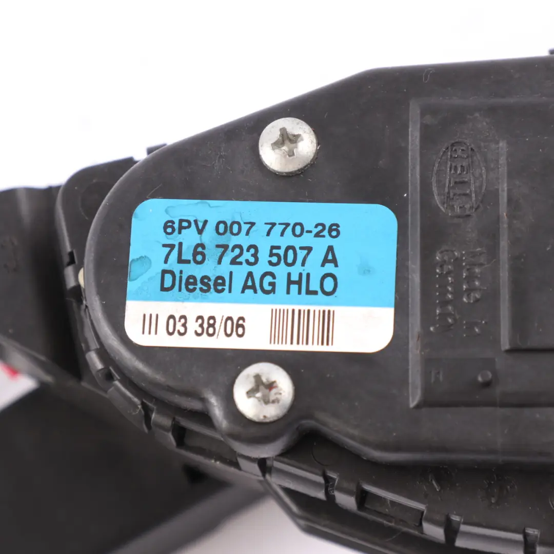7L Gaspedal Gas Pedal für VW Volkswagen Touareg mit Teilenummer 7L6723507A VW Volkswagen Touareg 7L Gaspedal Gas Pedal - SKU 7L6723507A - Teilenummer 7L6723507A