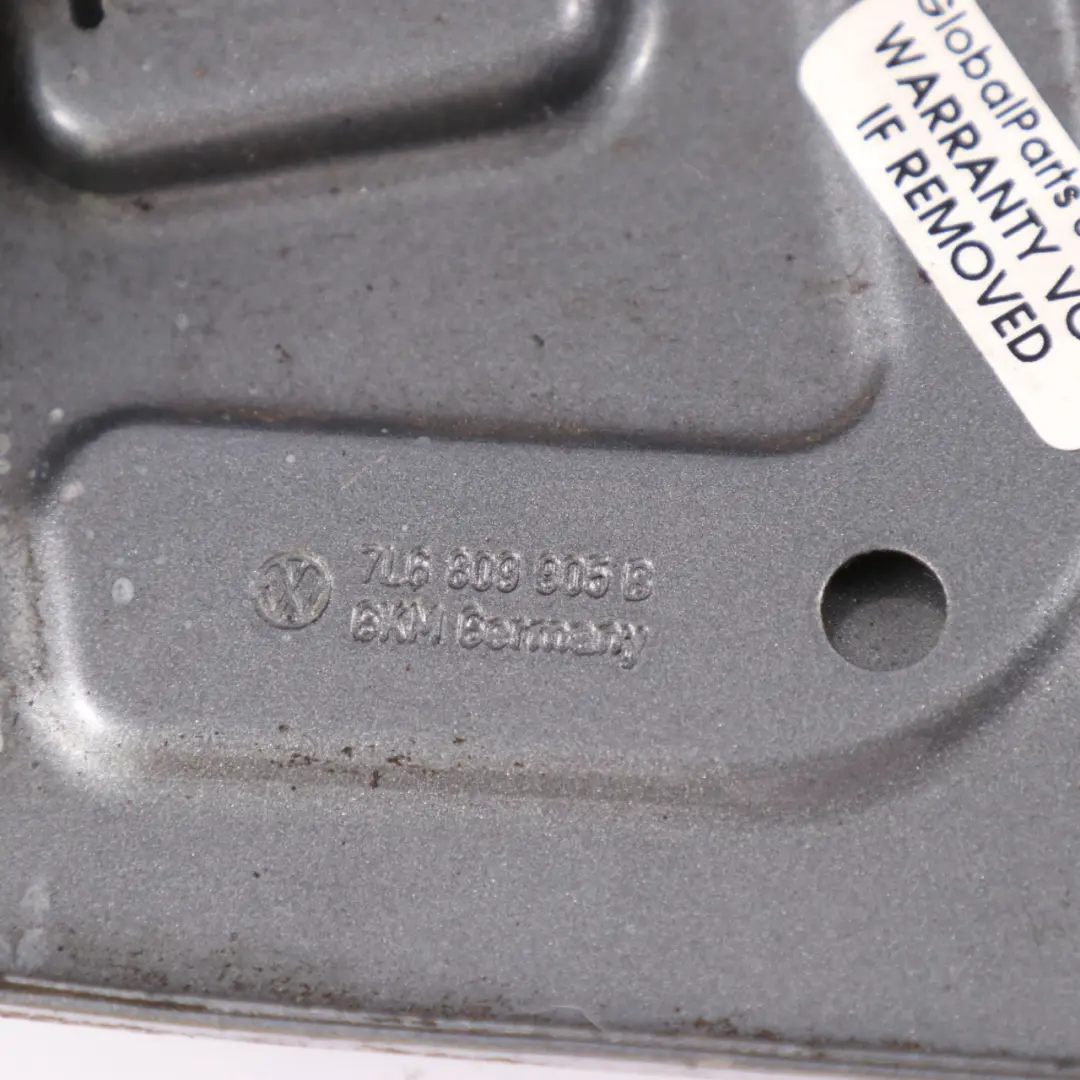 VW Touareg 7L Couvercle bouchon réservoir Salt Lake Gris D7Z - SKU 7L6809905B-SAL - Numéro de pièce 7L6809905B