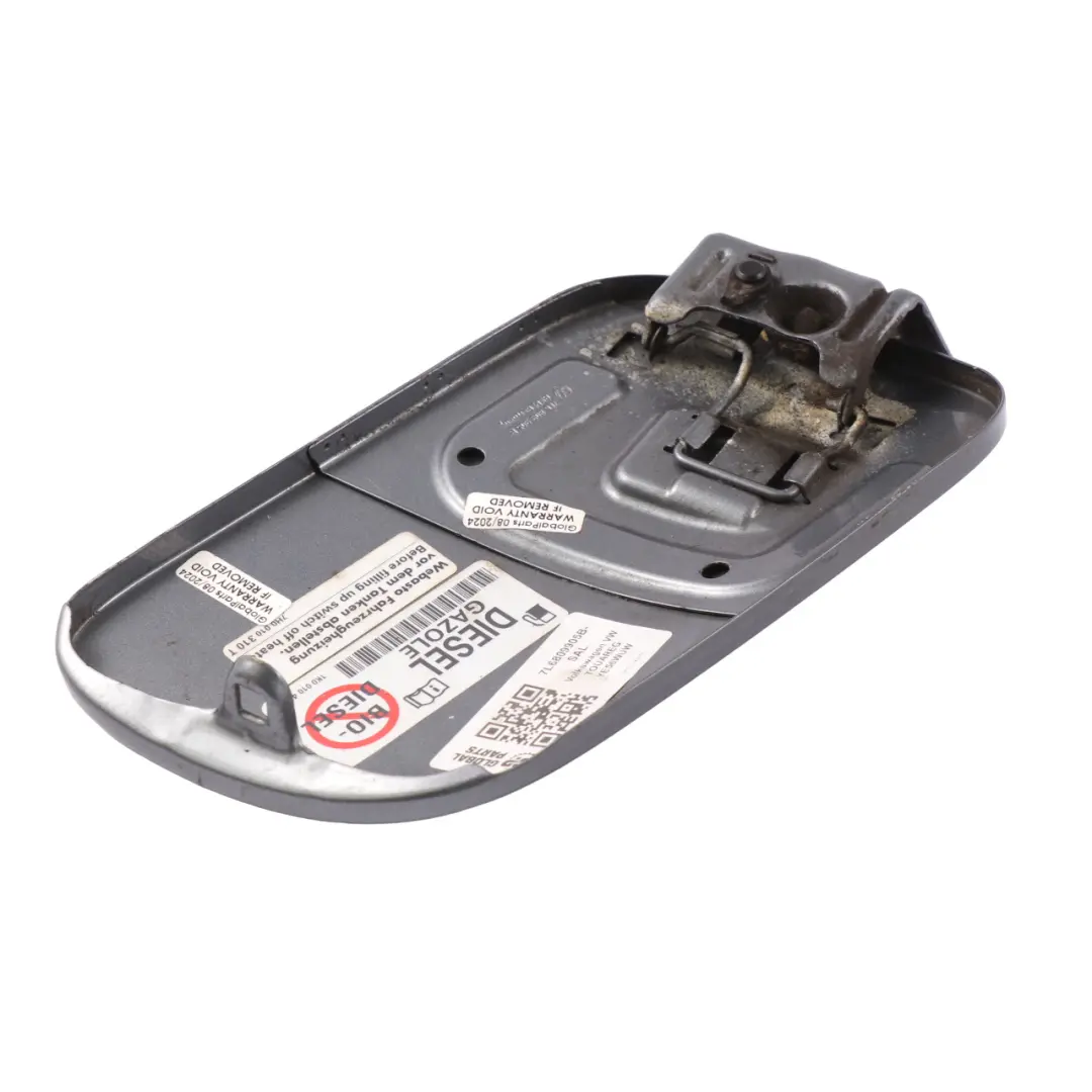 VW Touareg 7L Couvercle bouchon réservoir Salt Lake Gris D7Z - SKU 7L6809905B-SAL - Numéro de pièce 7L6809905B