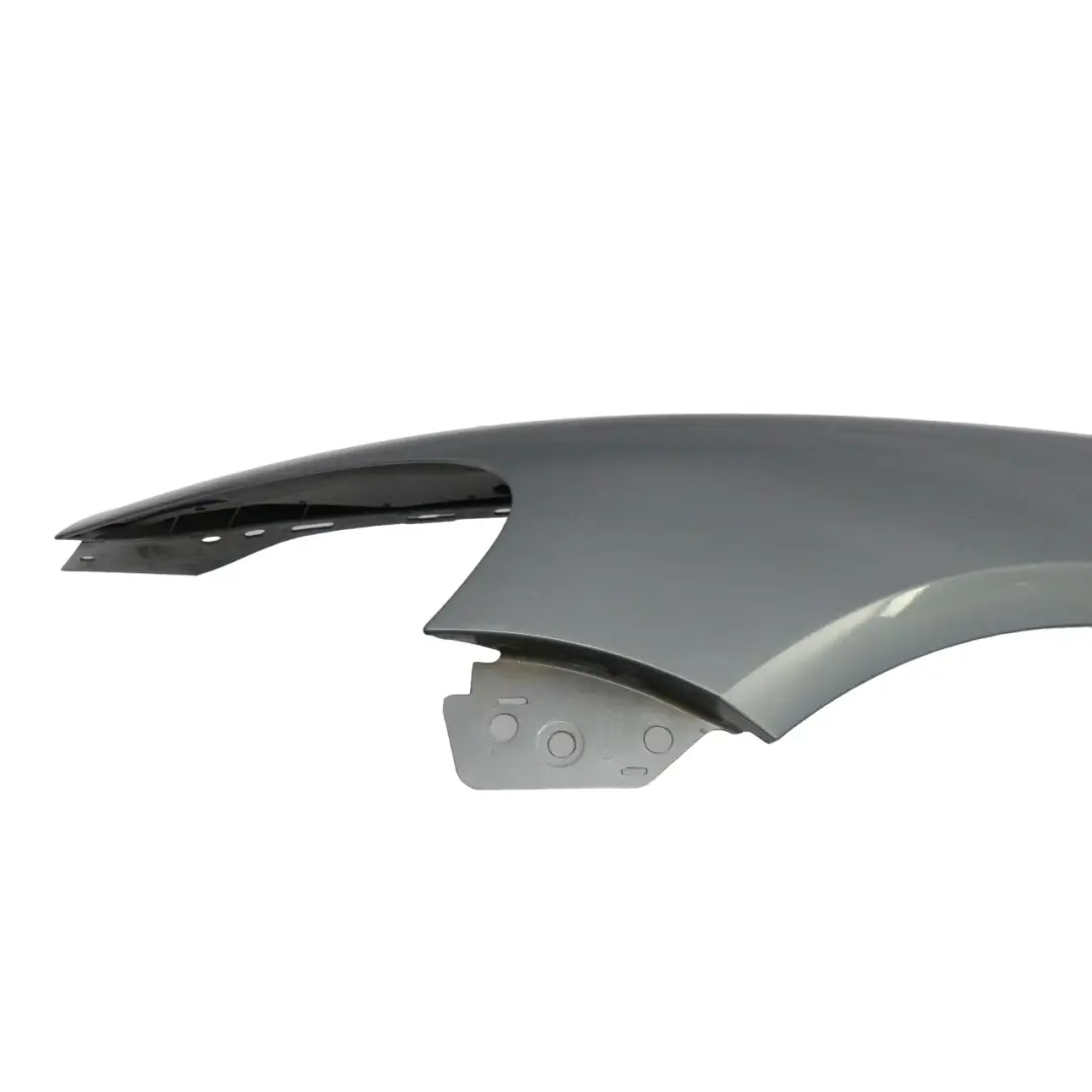 Panneau latéral Volkswagen VW Touareg Aile avant gauche Salt Lake Grey - D7Z pour à propos du numéro de pièce 7L6821101K Panneau latéral Volkswagen VW Touareg Aile avant gauche Salt Lake Grey - D7Z - SKU 7L6821101K-SAL - Numéro de pièce 7L6821101K