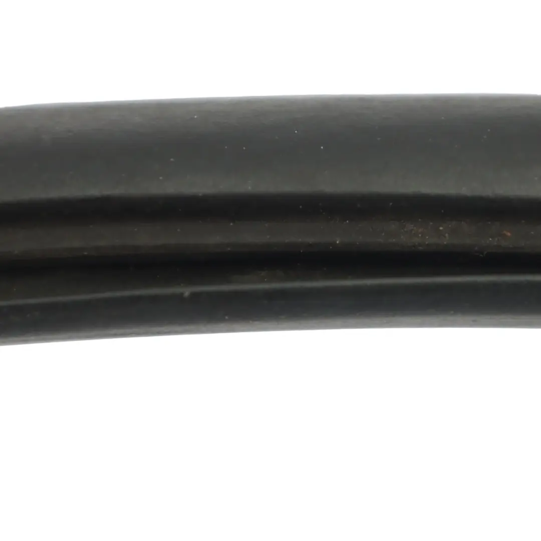 Motorhaubendichtung Motordeckel Gummidichtung für VW Volkswagen Touareg mit Teilenummer 7L6823707C VW Volkswagen Touareg Motorhaubendichtung Motordeckel Gummidichtung - SKU 7L6823707C - Teilenummer 7L6823707C