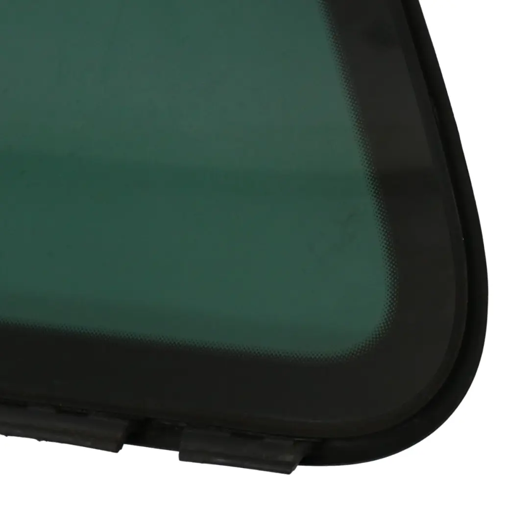 Ventana Trasera Izquierda Cristal Cuarto Fijo Tintado AS3 para Volkswagen Touareg con número de pieza 7L6845297AJ Volkswagen Touareg Ventana Trasera Izquierda Cristal Cuarto Fijo Tintado AS3 - SKU 7L6845297AJ - Número de pieza 7L6845297AJ