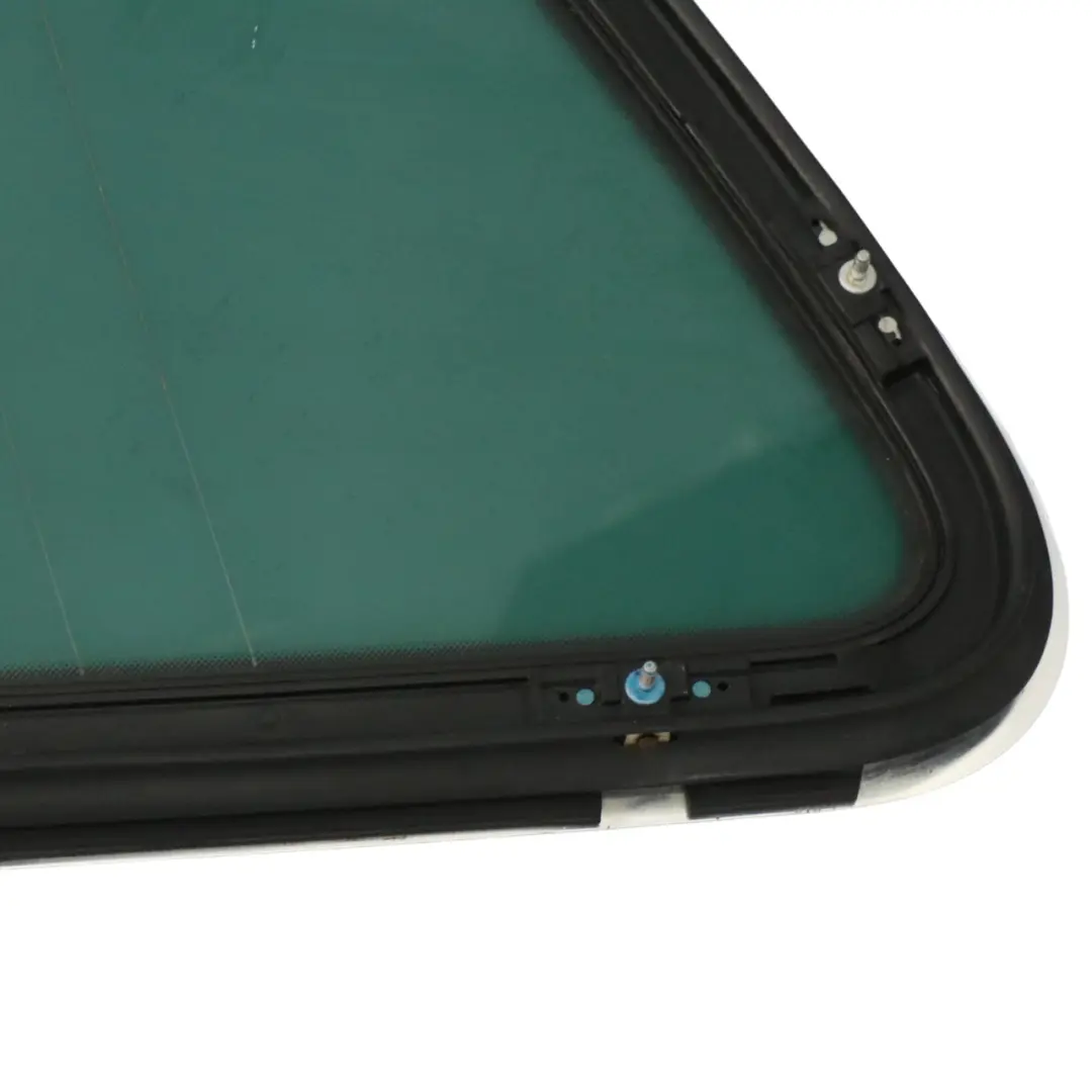 Volkswagen Touareg Ventana Trasera Derecha Cristal Lado Cuarto Fijo Tintado AS3 - SKU 7L6845298FS - Número de pieza 7L6845298FS