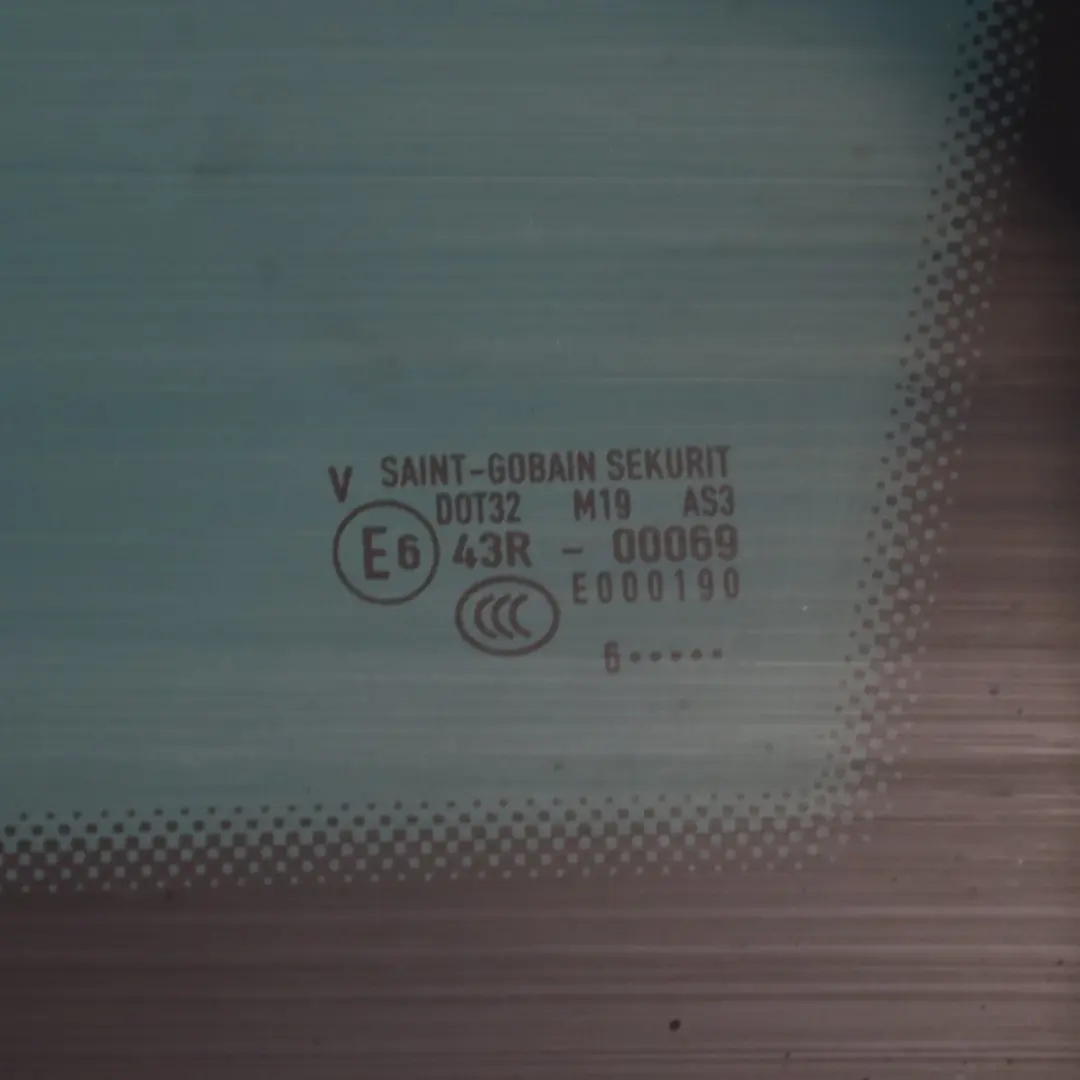Volkswagen Touareg Szyba Boczna Tylna Prawy Tył Przyciemniana AS3 - SKU 7L6845298FS - Numer Części 7L6845298FS