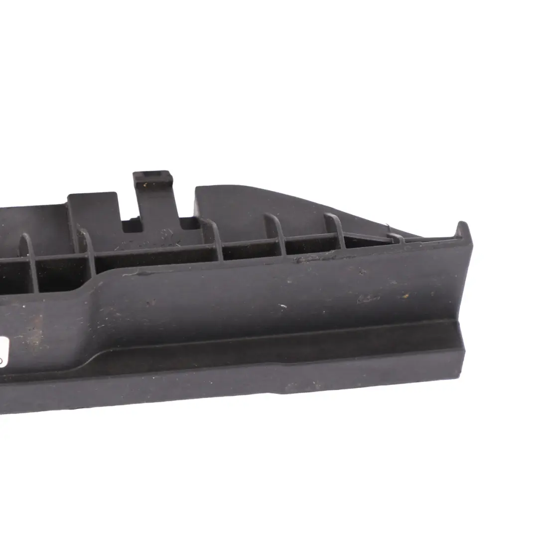 Volkswagen Touareg Porta staffa montaggio pannello bagagliaio - SKU 7L6864225C - Numero di parte 7L6864225C