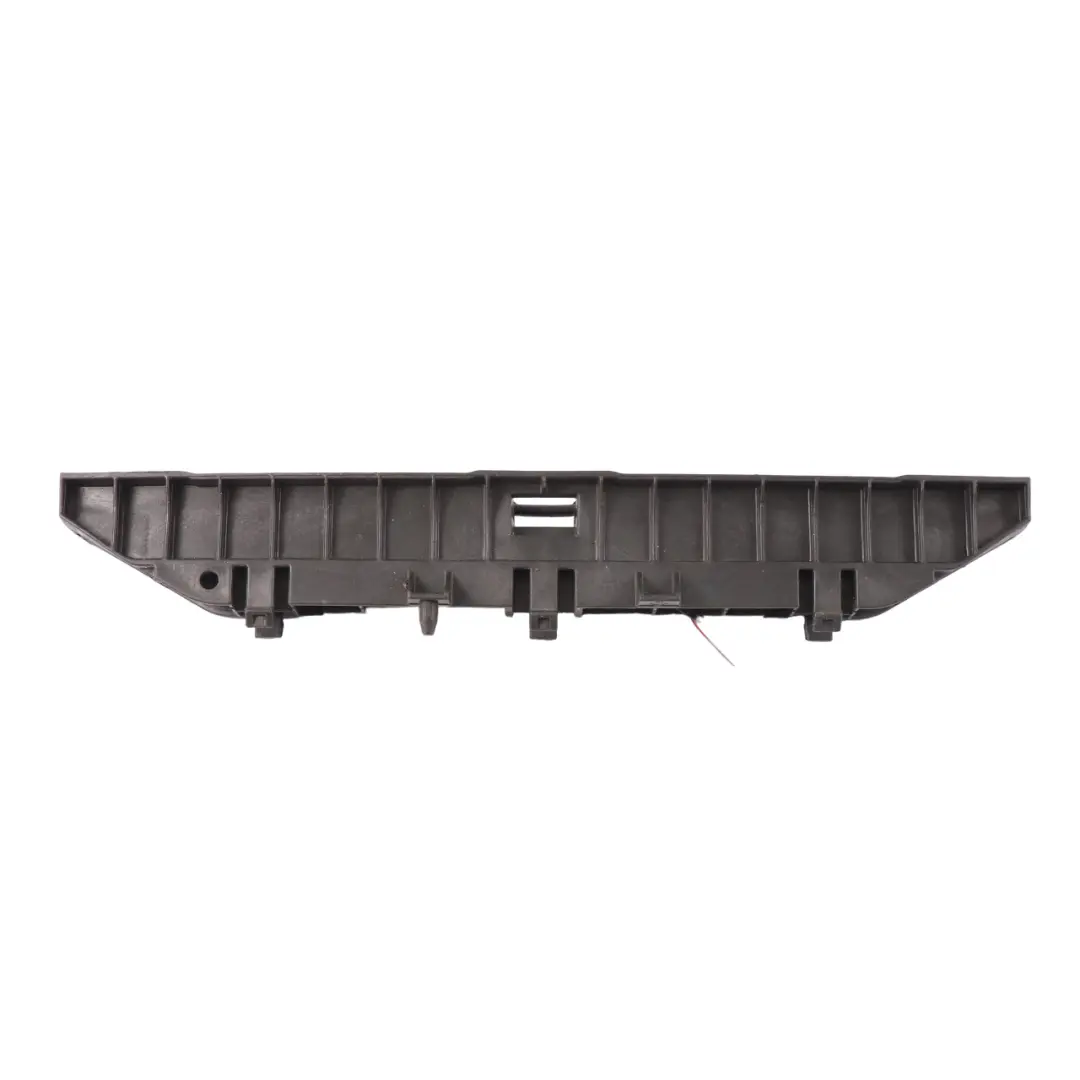 Volkswagen Touareg Porta staffa montaggio pannello bagagliaio - SKU 7L6864225C - Numero di parte 7L6864225C