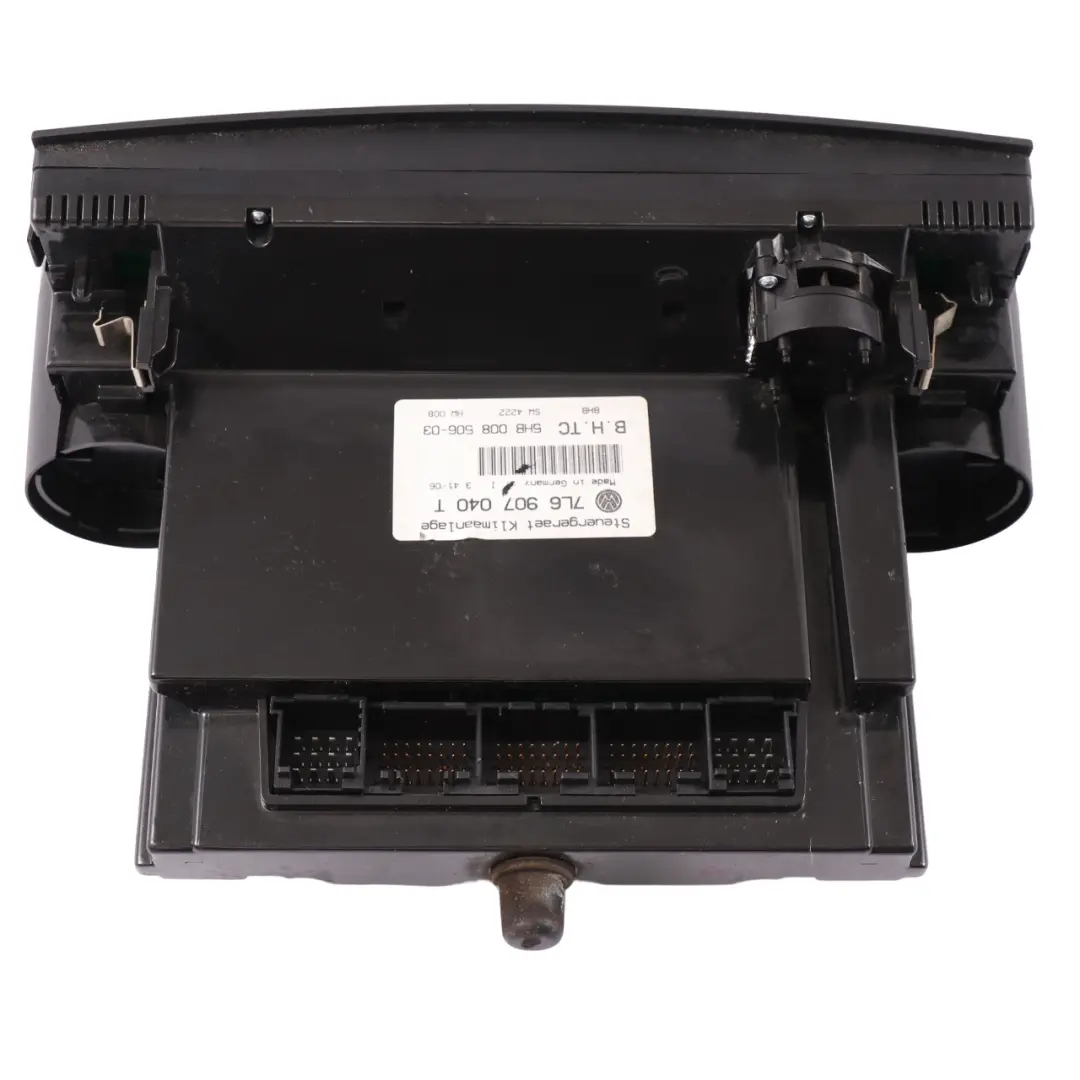 VW Touareg 7L Air Conditioning Climate Control Panel A/C Switch - SKU 7L6907040AF - Part number 7L6907040AF