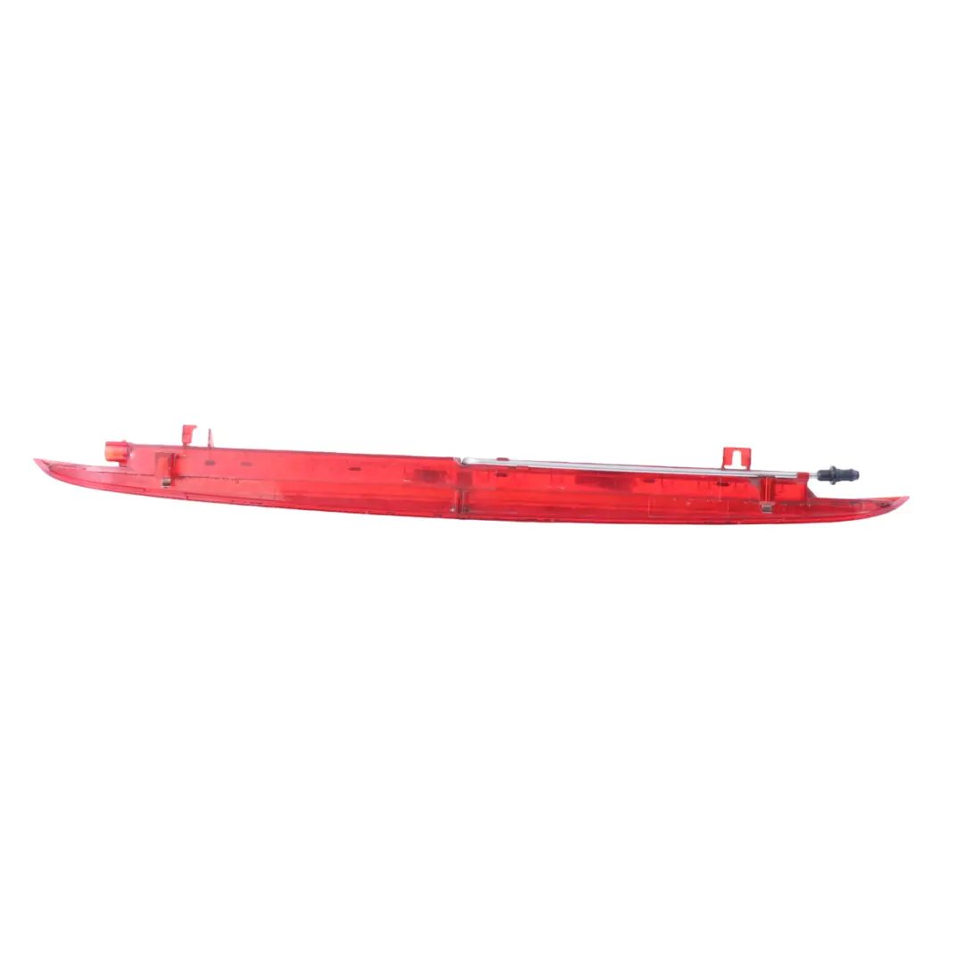 Volkswagen Touareg 7L Feu arrière stop freinage - SKU 7L6945097C - Numéro de pièce 7L6945097C