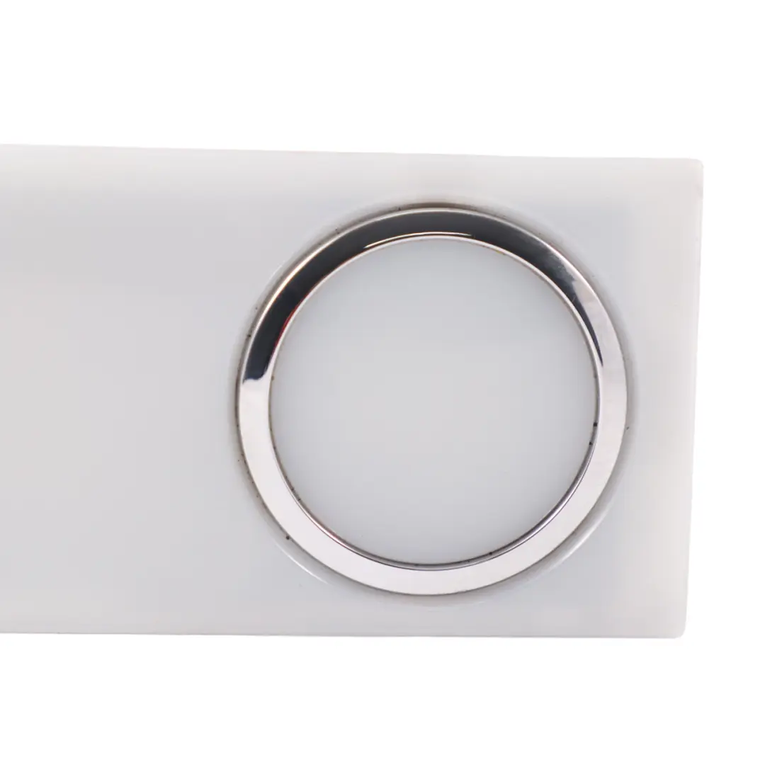 Pannello luminoso tetto interno anteriore per Volkswagen Touareg con numero di parte 7L6947105A Volkswagen Touareg Pannello luminoso tetto interno anteriore - SKU 7L6947105A - Numero di parte 7L6947105A