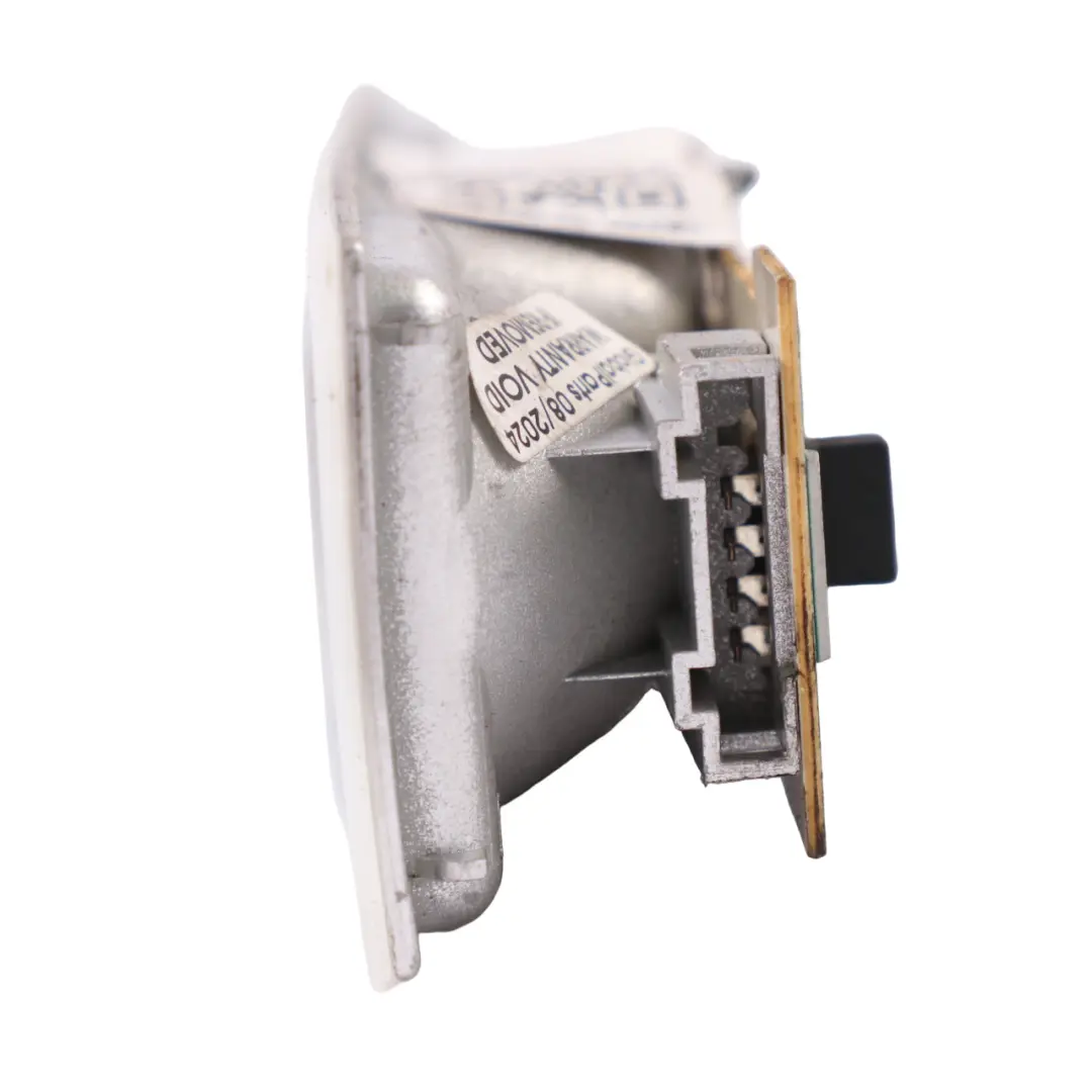 Interior Delantero Techo Luz Panel para Volkswagen Touareg con número de pieza 7L6947105A Volkswagen Touareg Interior Delantero Techo Luz Panel - SKU 7L6947105A - Número de pieza 7L6947105A