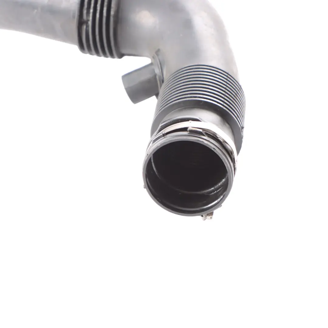 Intake Pipe Audi Q7 4L VW Touareg 7L 4.2 Tdi V8 Right O/S Upper to Air with Part number 7L8129572 Air Intake Pipe Audi Q7 4L VW Touareg 7L 4.2 Tdi V8 Right O/S Upper - SKU 7L8129572 - Part number 7L8129572