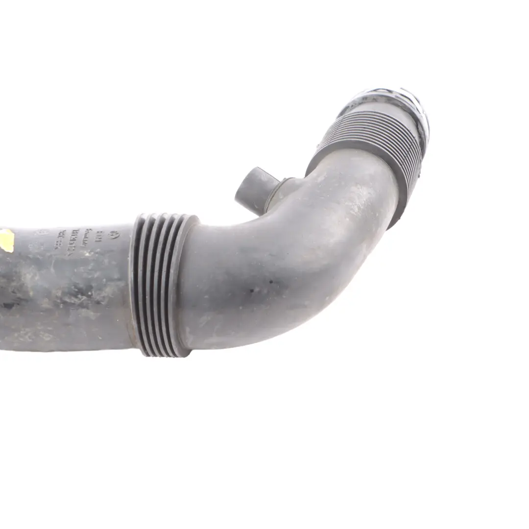 Intake Pipe Audi Q7 4L VW Touareg 7L 4.2 Tdi V8 Right O/S Upper to Air with Part number 7L8129572 Air Intake Pipe Audi Q7 4L VW Touareg 7L 4.2 Tdi V8 Right O/S Upper - SKU 7L8129572 - Part number 7L8129572