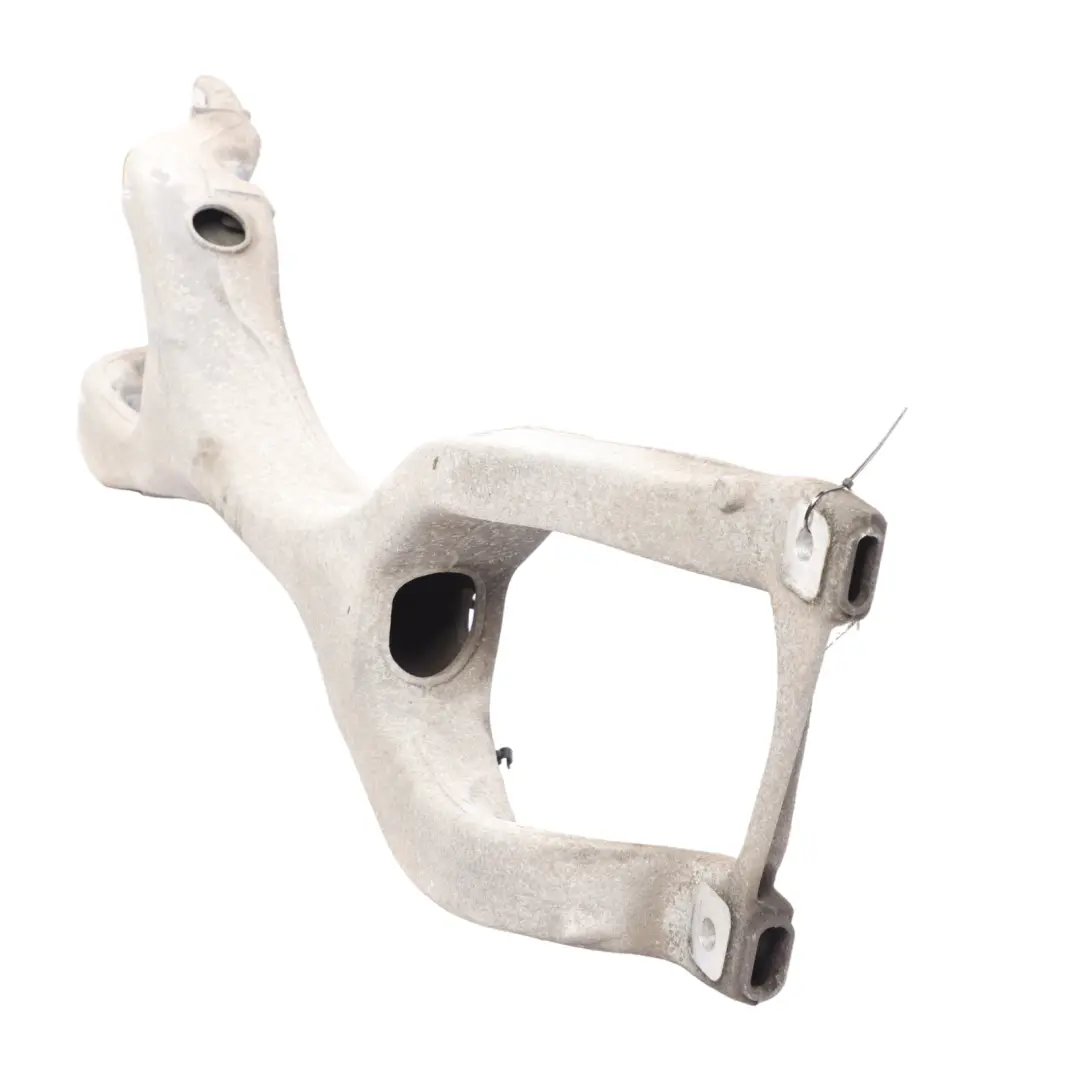 Subchasis Trasero Travesaño Soporte para Audi Q7 4L TDI con número de pieza 7L8512369 Audi Q7 4L TDI Subchasis Trasero Travesaño Soporte - SKU 7L8512369 - Número de pieza 7L8512369