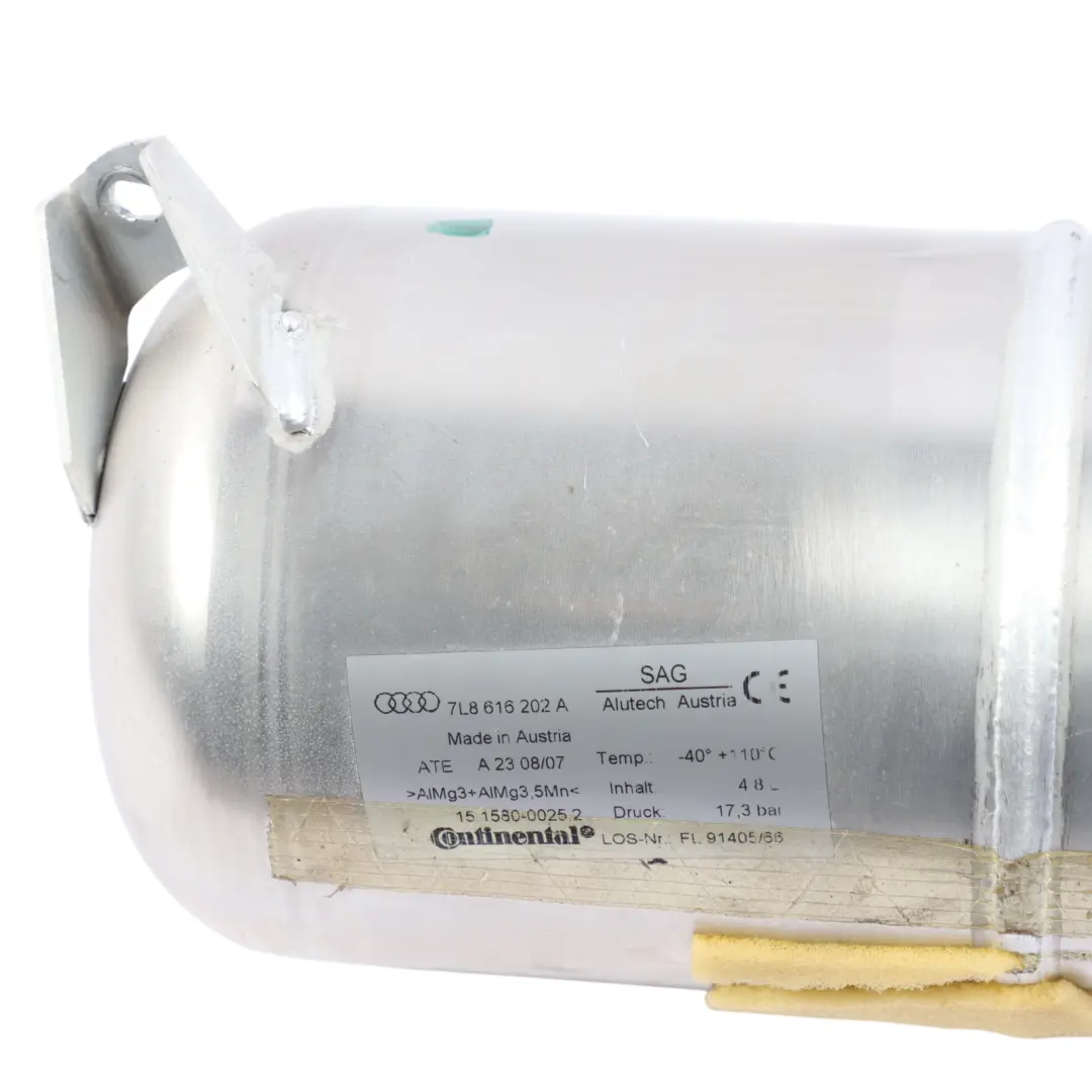 Suspension Rear Pressure Tank Reservoir Bottle to Audi Q7 Air with Part number 7L8616202A Audi Q7 Air Suspension Rear Pressure Tank Reservoir Bottle - SKU 7L8616202A - Part number 7L8616202A