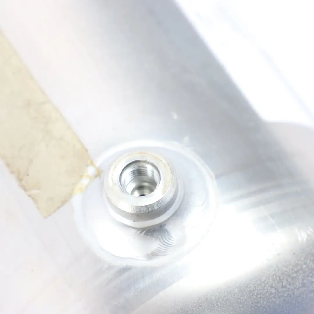 Luftfederung Hinten Druckbehälter Reservoir Flasche für Audi Q7 mit Teilenummer 7L8616202A Audi Q7 Luftfederung Hinten Druckbehälter Reservoir Flasche - SKU 7L8616202A - Teilenummer 7L8616202A