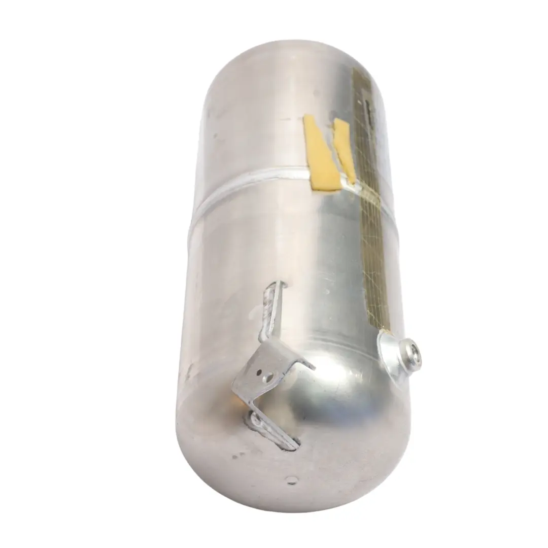 Suspension Rear Pressure Tank Reservoir Bottle to Audi Q7 Air with Part number 7L8616202A Audi Q7 Air Suspension Rear Pressure Tank Reservoir Bottle - SKU 7L8616202A - Part number 7L8616202A