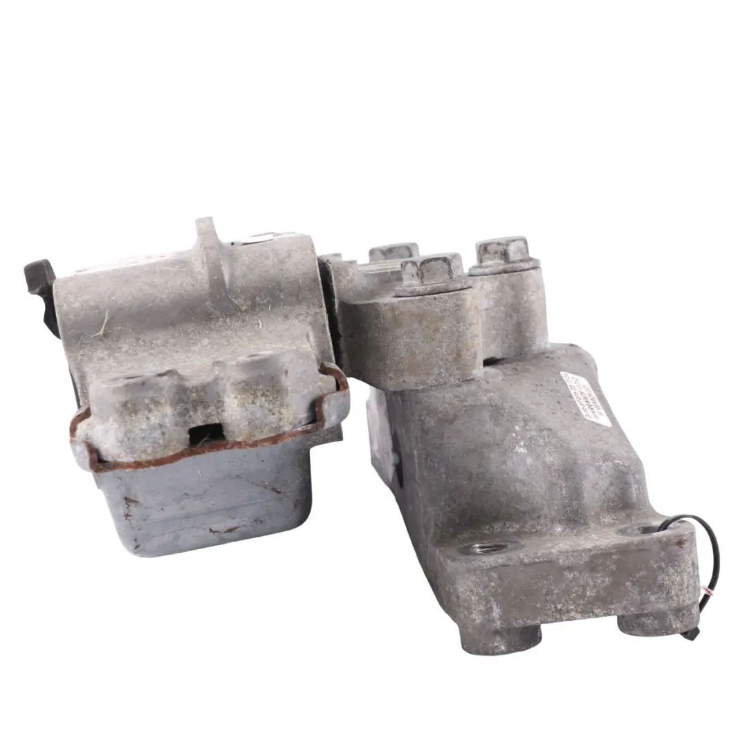 7N CFFB DSG Links Motor Getriebe Halterung Träger für VW Sharan mit Teilenummer 7N0199555C VW Sharan 7N CFFB DSG Links Motor Getriebe Halterung Träger - SKU 7N0199555C - Teilenummer 7N0199555C