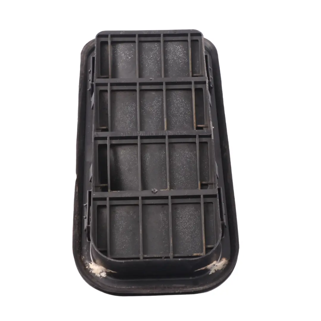 VW Volkswagen Sharan 7N Rejilla ventilación trasera - SKU 7N0819465D - Número de pieza 7N0819465D