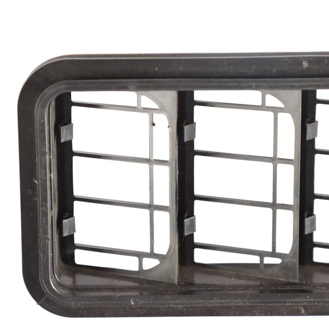 VW Golf CD1 Conducto flujo aire trasero Cuarto ventilación Rejilla ventilación - SKU 7N0819465F - Número de pieza 7N0819465F