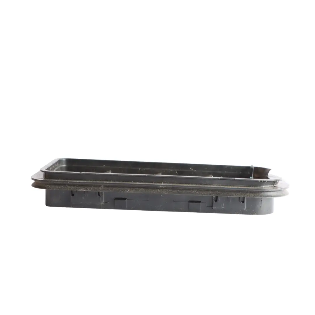 VW Golf CD1 Hintere Luftstromkanal Viertel Vent Kühlergrill Panel - SKU 7N0819465F - Teilenummer 7N0819465F