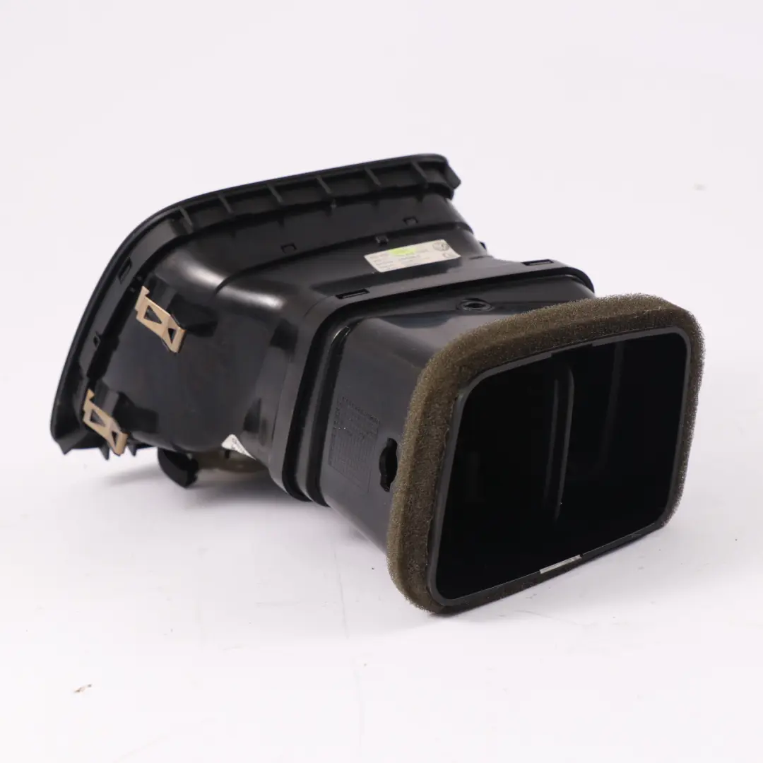 7N Cruscotto bocchetta aria Trim anteriore destro per Volkswagen Sharan con numero di parte 7N0819704D Volkswagen Sharan 7N Cruscotto bocchetta aria Trim anteriore destro - SKU 7N0819704D - Numero di parte 7N0819704D