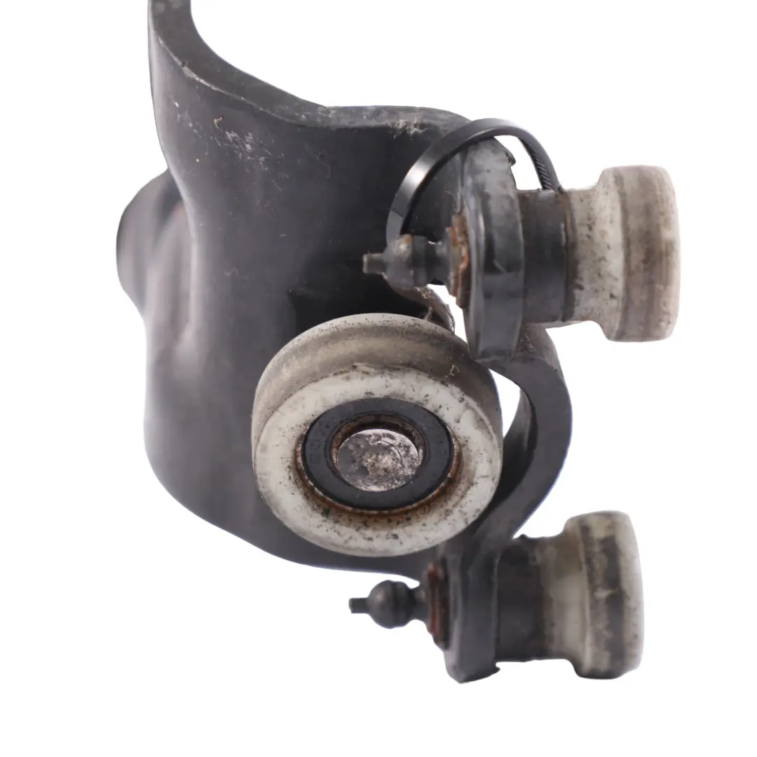Volkswagen Sharan 7N Supporto rullo scorrevole posteriore sinistro - SKU 7N0843335H - Numero di parte 7N0843335H