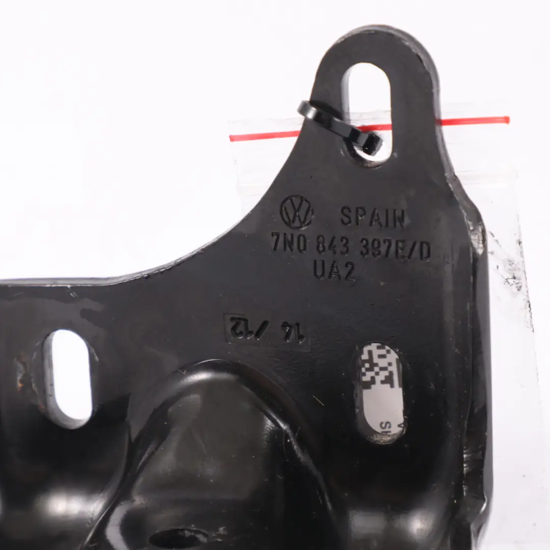 Volkswagen Sharan 7N Porta scorrevole posteriore sinistra Supporto inferiore - SKU 7N0843397E - Numero di parte 7N0843397E