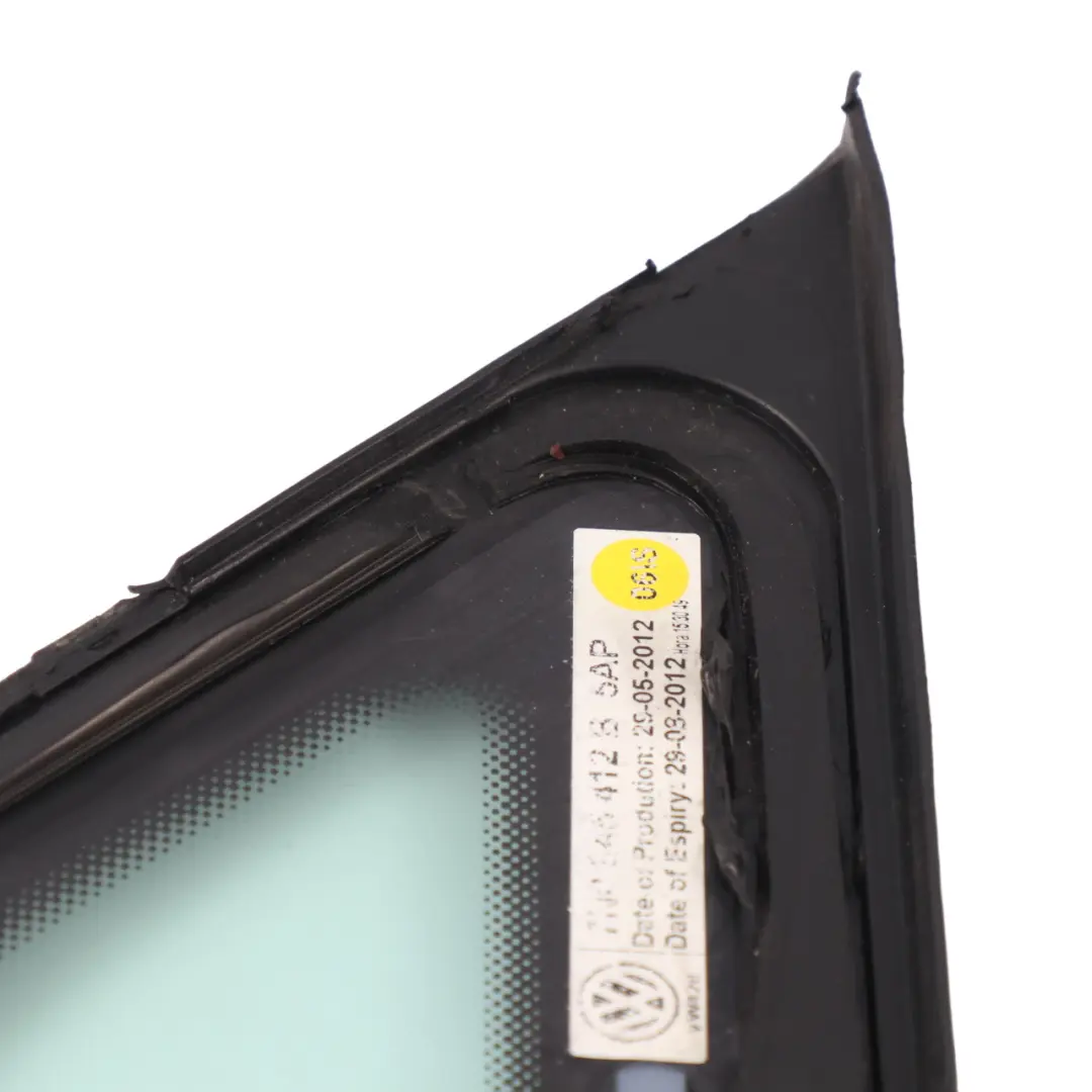 7N Side Window Front Right O/S Fixed Triangle Glass AS2 to Volkswagen VW Sharan with Part number 7N0845412B Volkswagen VW Sharan 7N Side Window Front Right O/S Fixed Triangle Glass AS2 - SKU 7N0845412B - Part number 7N0845412B