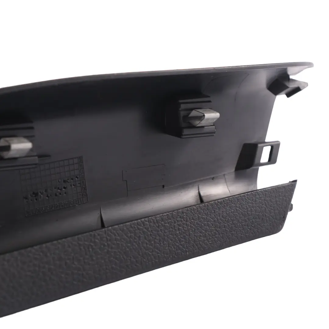  Pannello finestrino bagagliaio VW Sharan posteriore sinistro Coperchio - SKU 7N0867703 - Numero di parte 7N0867703