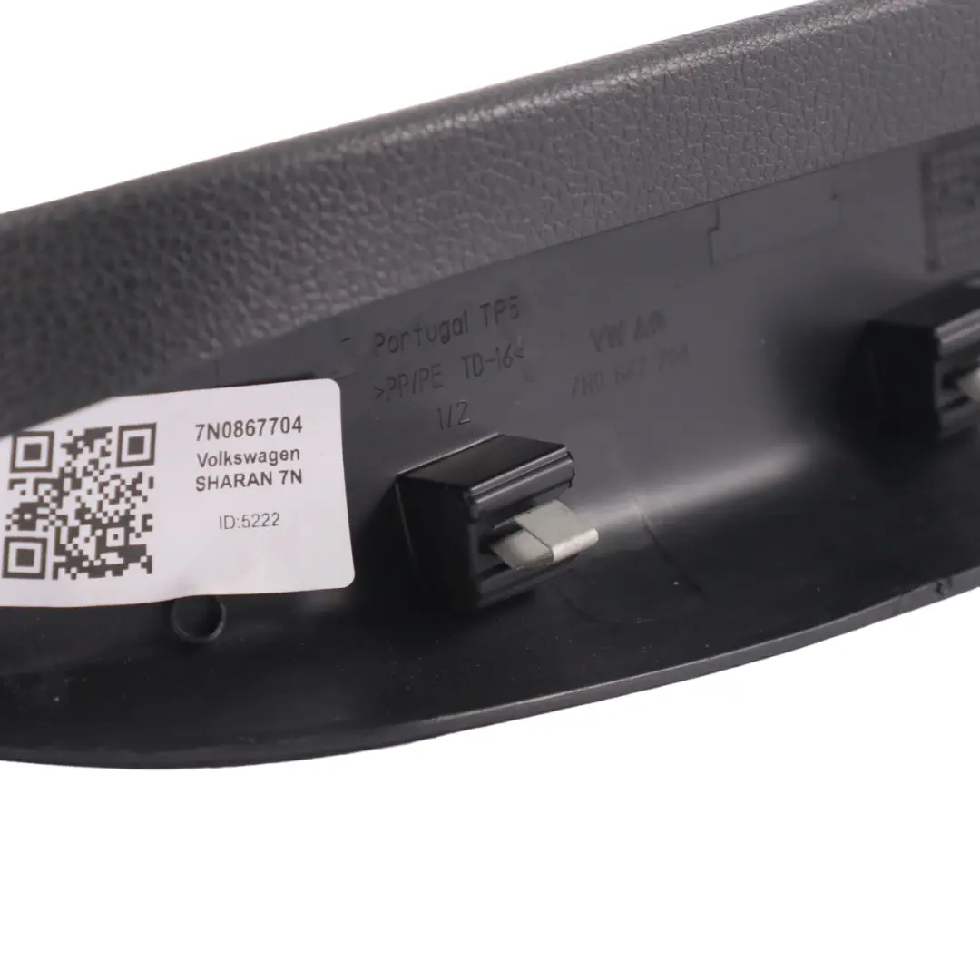 7N Copertura rivestiment superiore posteriore destro per Volkswagen Sharan con numero di parte 7N0867704 Volkswagen Sharan 7N Copertura rivestiment superiore posteriore destro - SKU 7N0867704 - Numero di parte 7N0867704