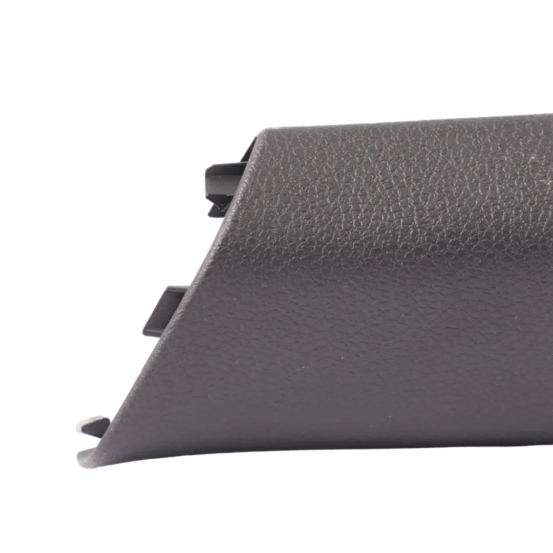 7N Copertura rivestiment superiore posteriore destro per Volkswagen Sharan con numero di parte 7N0867704 Volkswagen Sharan 7N Copertura rivestiment superiore posteriore destro - SKU 7N0867704 - Numero di parte 7N0867704