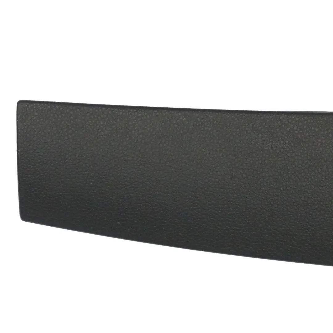 7N Couvercle Couvercle hayon Garniture supérieure pour Volkswagen Sharan à propos du numéro de pièce 7N0867707 Volkswagen Sharan 7N Couvercle Couvercle hayon Garniture supérieure - SKU 7N0867707 - Numéro de pièce 7N0867707