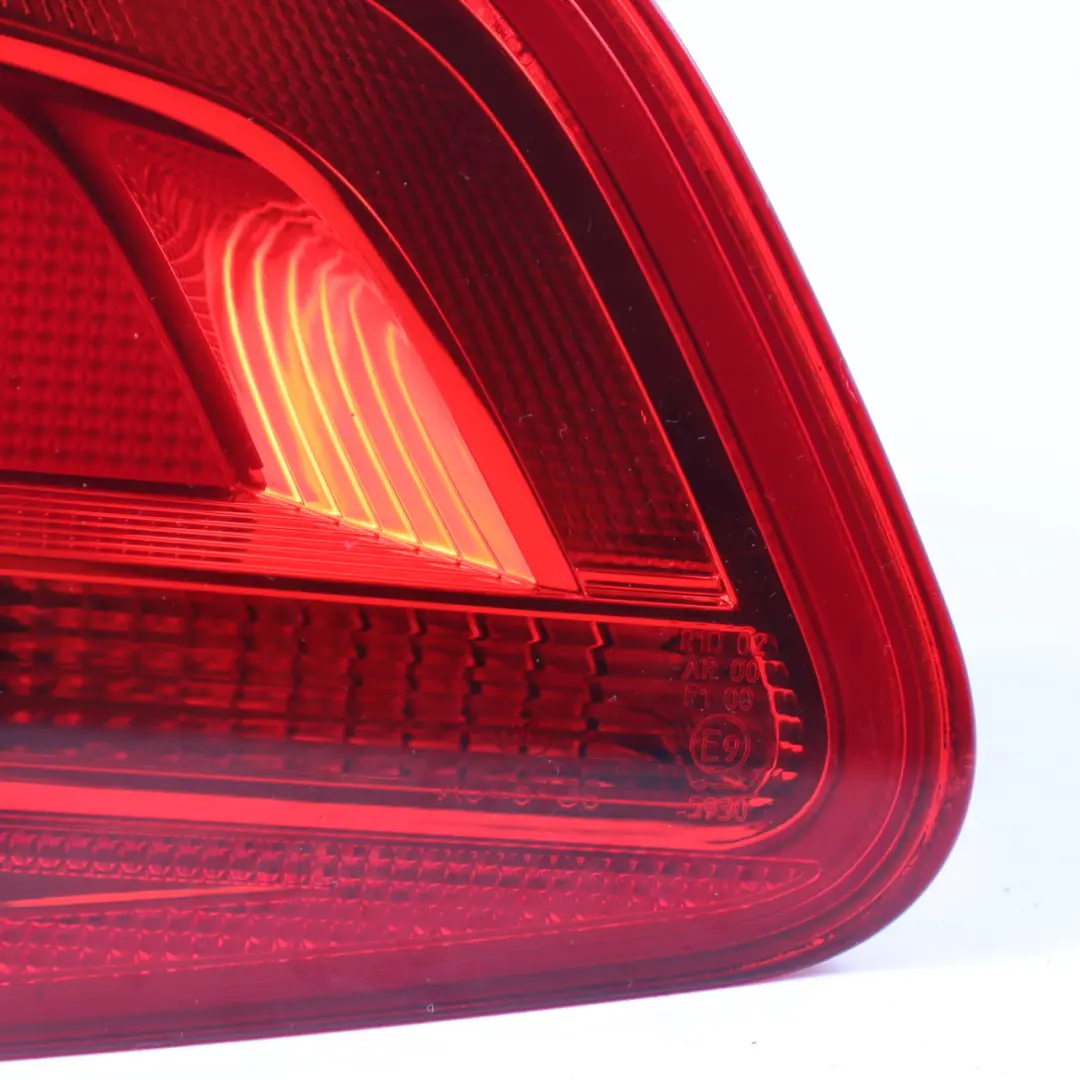 VW Volkswagen Sharan 7N Lid Feu arrière intérieur gauche LED - SKU 7N0945093J - Numéro de pièce 7N0945093J