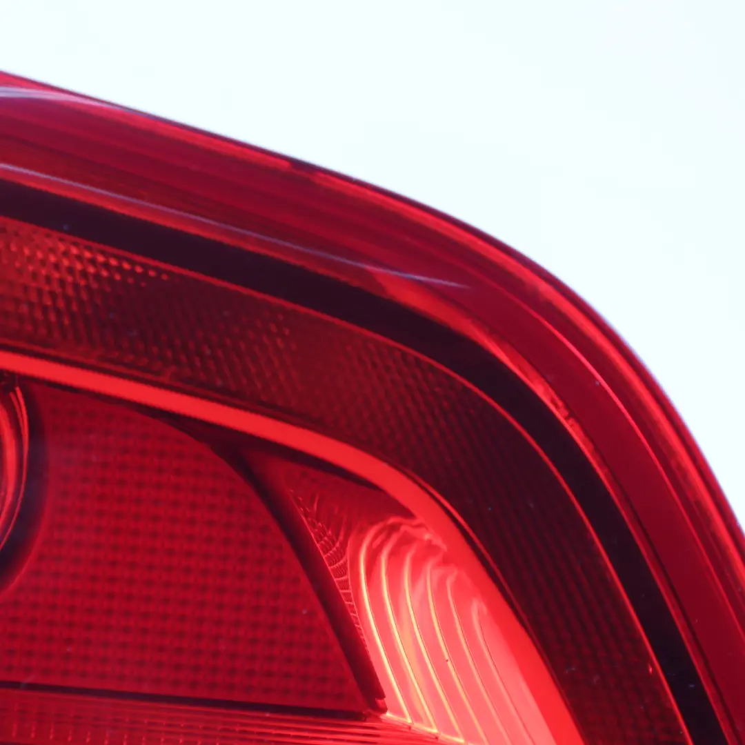 VW Volkswagen Sharan 7N Tapa Trasera Luz Interior Izquierda LED - SKU 7N0945093J - Número de pieza 7N0945093J