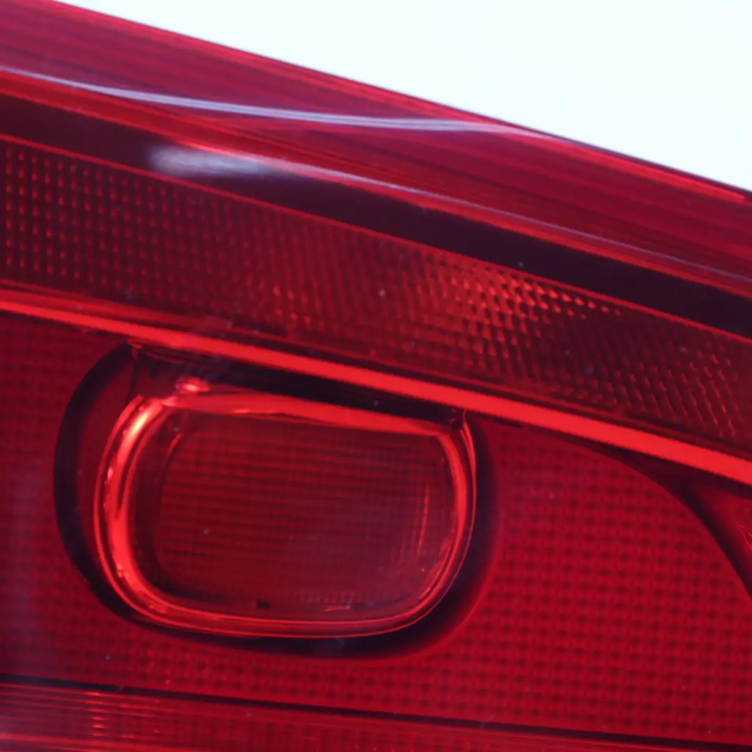 VW Volkswagen Sharan 7N Lid Feu arrière intérieur gauche LED - SKU 7N0945093J - Numéro de pièce 7N0945093J