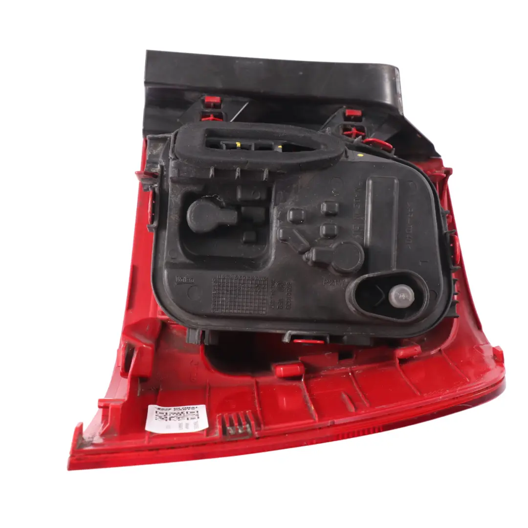 7N Lid Tail Light Rear Lamp Outer Left N/S LED to VW Volkswagen Sharan with Part number 7N0945095G VW Volkswagen Sharan 7N Lid Tail Light Rear Lamp Outer Left N/S LED - SKU 7N0945095G - Part number 7N0945095G