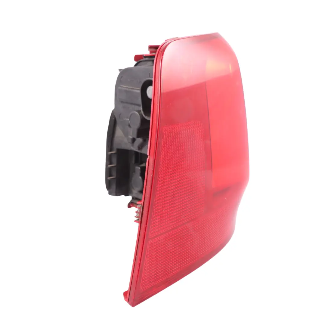 7N Tapa Luz Trasera Trasera Exterior Izquierda LED para Volkswagen Sharan con número de pieza 7N0945095G Volkswagen Sharan 7N Tapa Luz Trasera Trasera Exterior Izquierda LED - SKU 7N0945095G - Número de pieza 7N0945095G